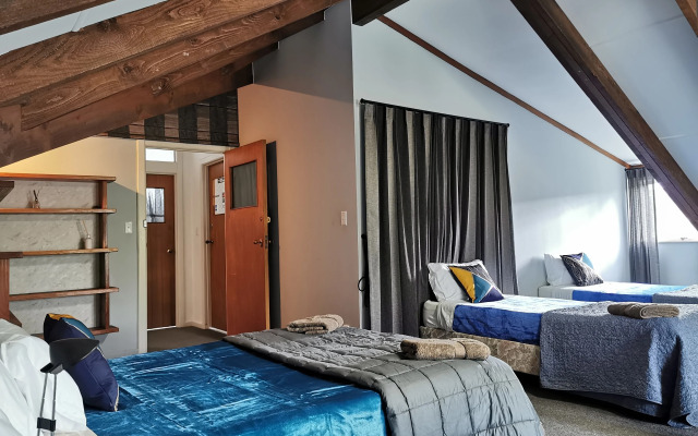 Parakai Geothermal Motel