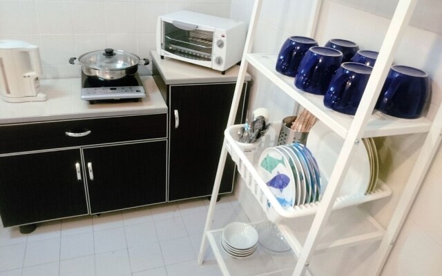 Themed Apartments @ Straits View Villas