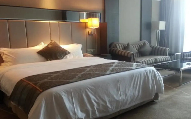 Days Hotel Hualing Wuhan