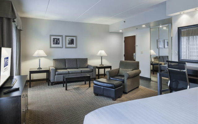 Holiday Inn Express Hotel and Suites Laurel by IHG