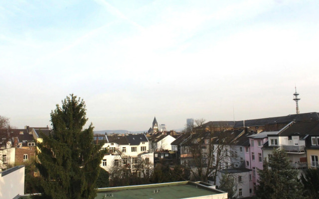 Hotel Am Roonplatz