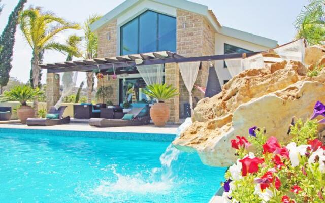 Villa Heaven