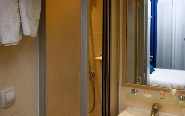Hotel Hangtuah