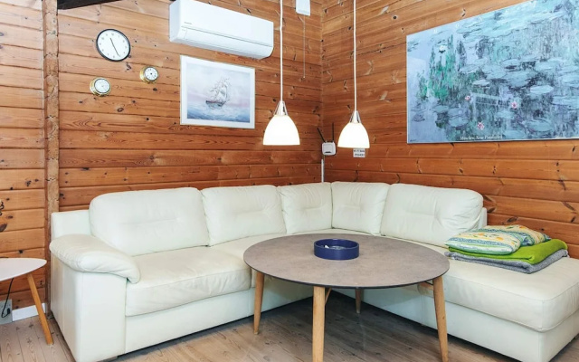 6 Person Holiday Home in Glesborg