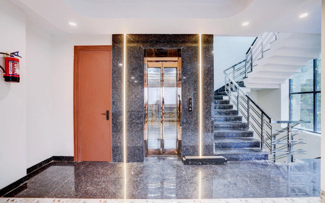 Hotel O Expo Mart Ansal Golf Link 1