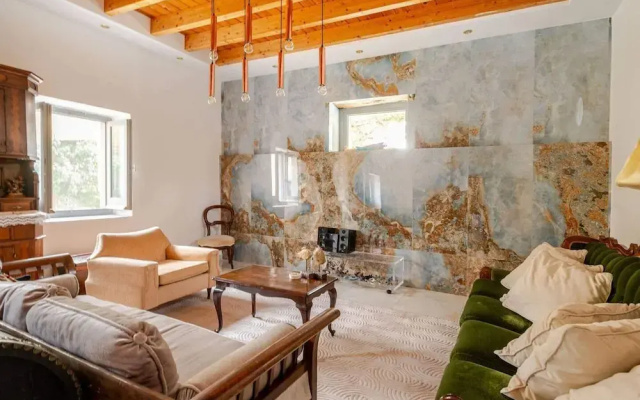 Serenity Villa Retreat in Pidasos