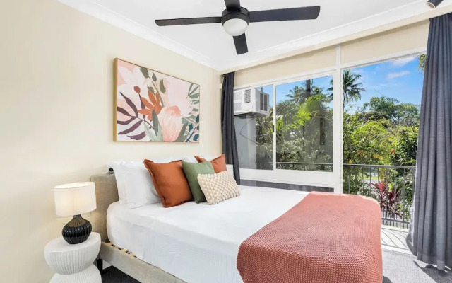 Modern Apartment Close to City Centre 21