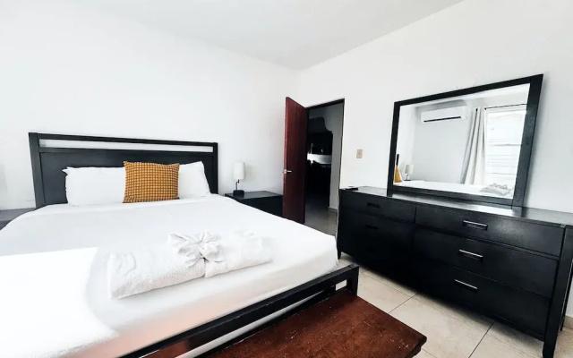 Vacation Getaway in Ocean Park With Parking