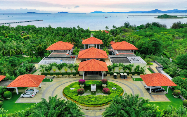 Banyan Tree Sanya