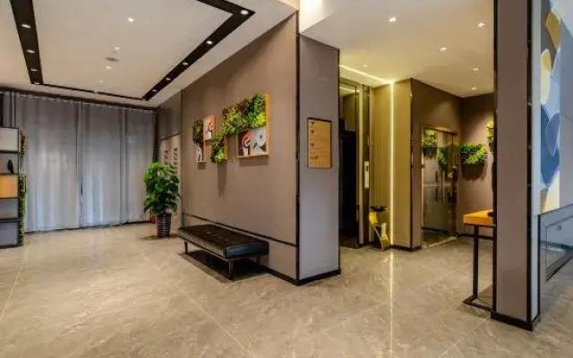 Homeinn Selected Hotel (Hefei Railway Station Xindi Plaza)
