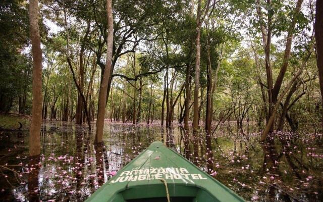 Amazonia Jungle Hotel