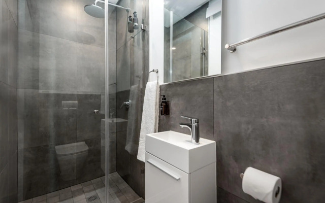 Reserved Suites Illovo