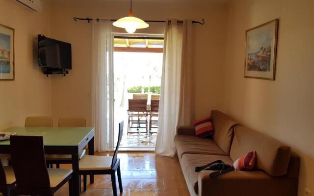 Glyfada Beachfront Apartment A3g