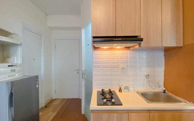 Cozy Living 2Br At Green Pramuka City Apartment