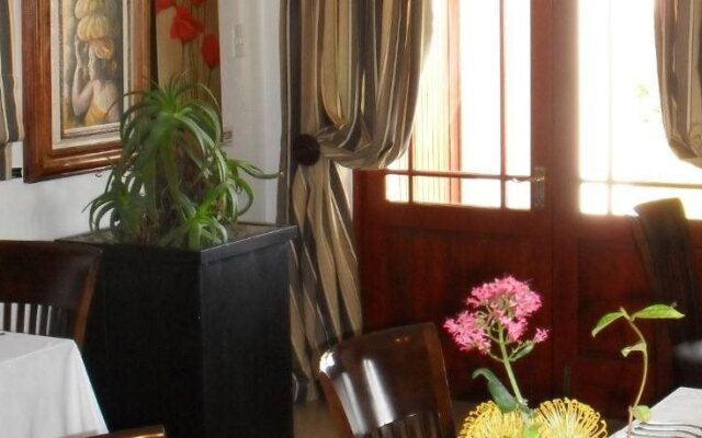 Draaihoek Lodge & Restaurant