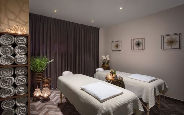 Edmond Luxury Hotel & Spa