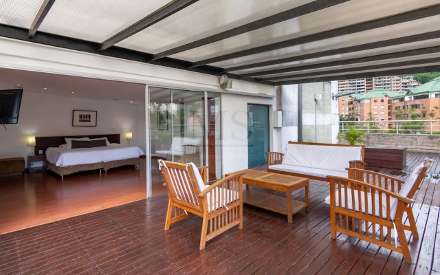 Best Western Cyan Suites