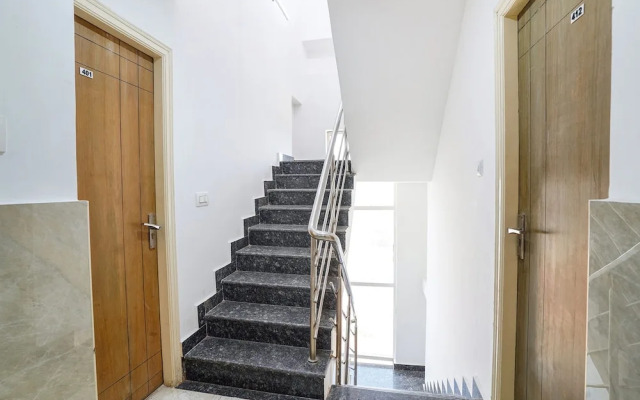 Fabhotel Humming Suites