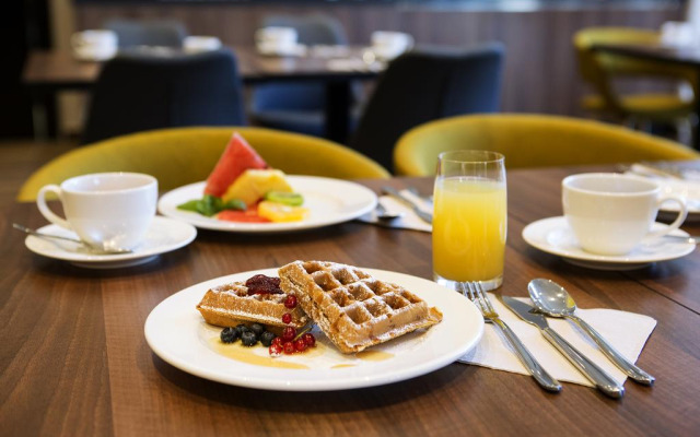 Marvie Hotel & Health