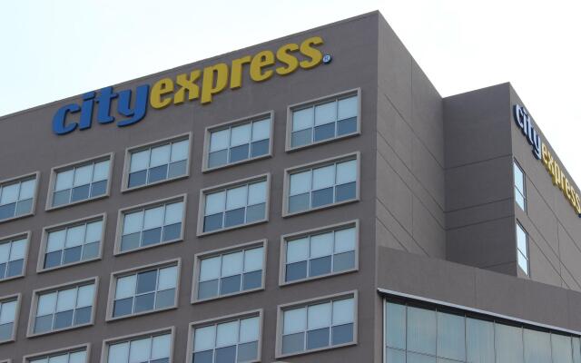 City Express Plus by Marriott Patio Universidad