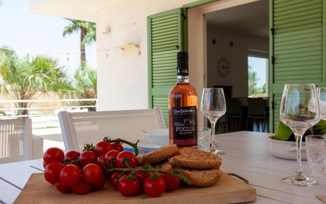 Villa piscina 5 camere 5 bagni spiaggia Ionio m780