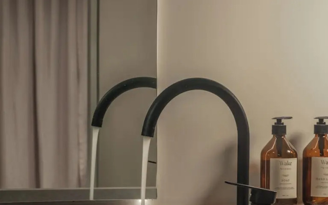 Wake BioHotel