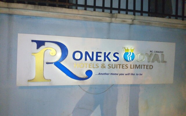 Roneks Royal Hotel & Suites