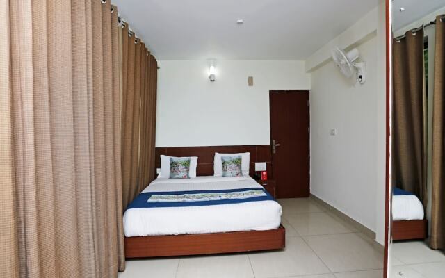 OYO 8767 Hotel Landmark