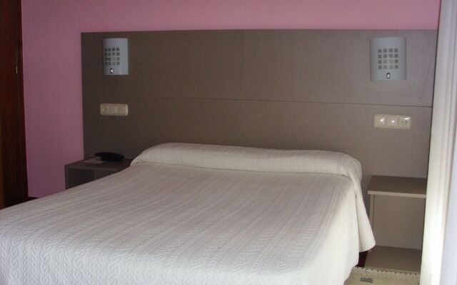 Hostal Residencia Fornos