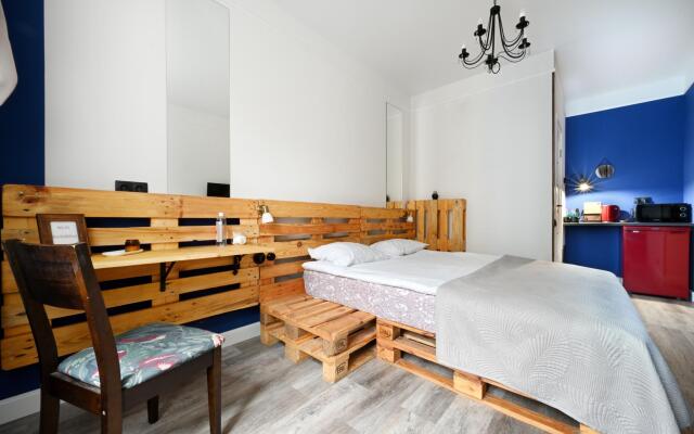 Апартаменты на улице Марата 9