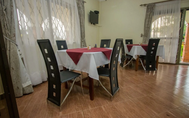 Kanfi Hotel