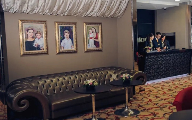 Kings Park Hotel