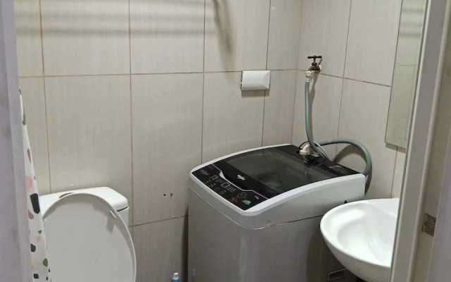Serene Pasay Getaway - Entire Apartment for Rent