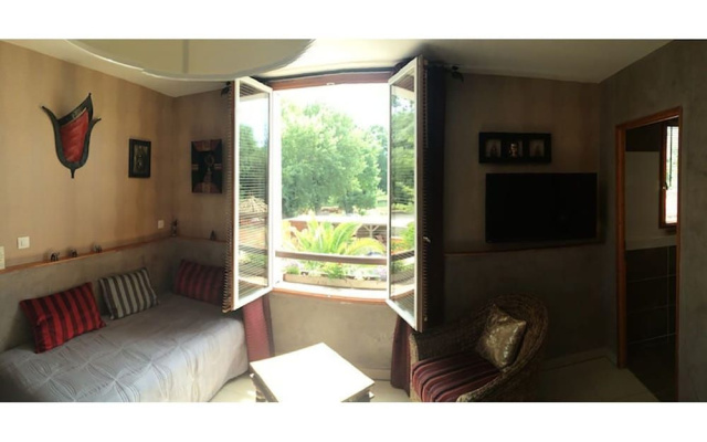 Le Patio 34