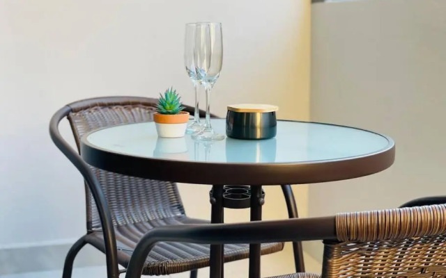 Mikeys Place on Lever with Fibre Uncapped WiFi