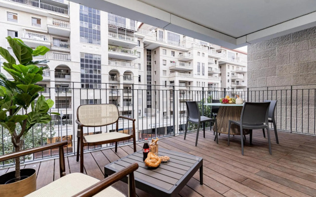 Central and Luxury New 2BR&2Bth - Private Parking