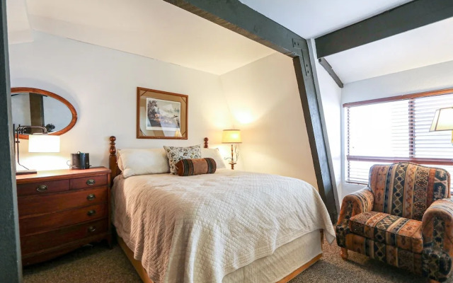 Bigwood 072 - One Bedroom Condo