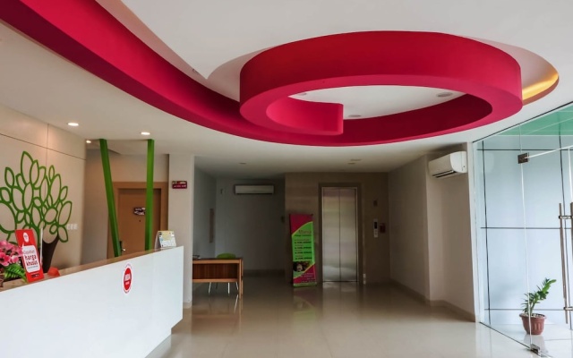 Nida Rooms Tampan Universitas Riau HR Subrantas at Mona Plaza Hotel – Lobby – Pekanbaru
