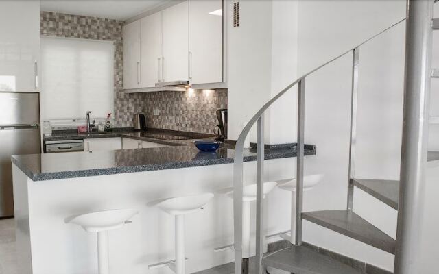 Wonderful Beachclose 2BR Apartment Ref 109
