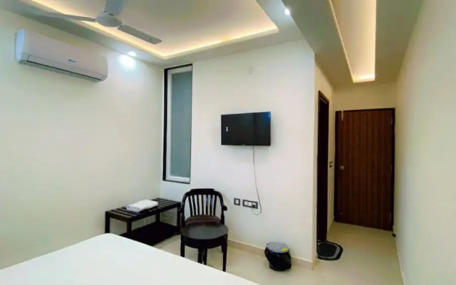 Hotel Giriraj Palace