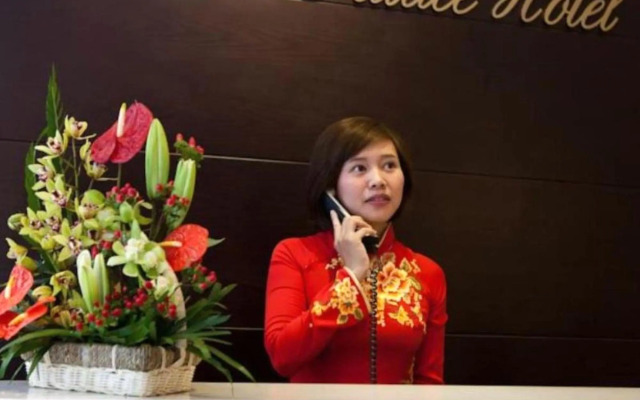 Tu Linh Palace Hotel