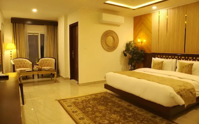 Hotel Tourmaline