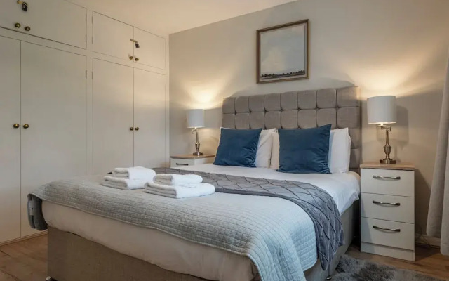 Bright&Spacious 3BD in Centre of Bourton