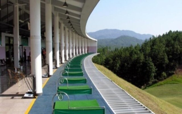 Wuyi Mountain Jingmin Golf Hotel