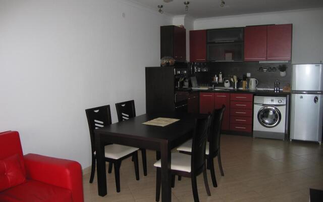 ARENA Aparthotel