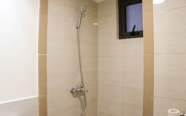 Comfy And Simply 2Br At Meikarta Apartment