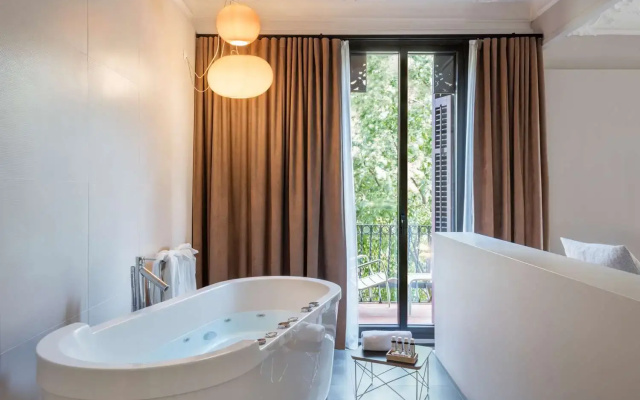 Alexandra Barcelona , Curio Collection by Hilton