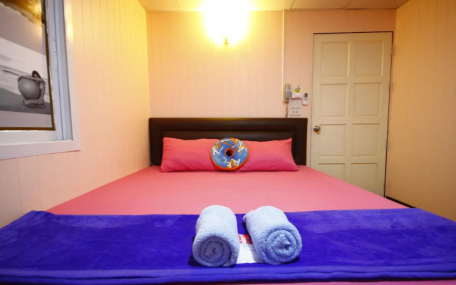 Hi Tech Resort