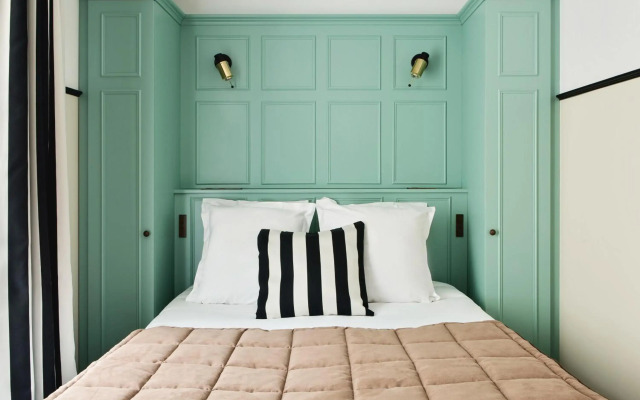 New Hotel Lafayette