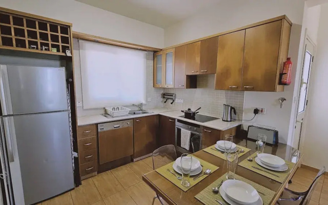 114 PRO - Stay Olivia Apartment
